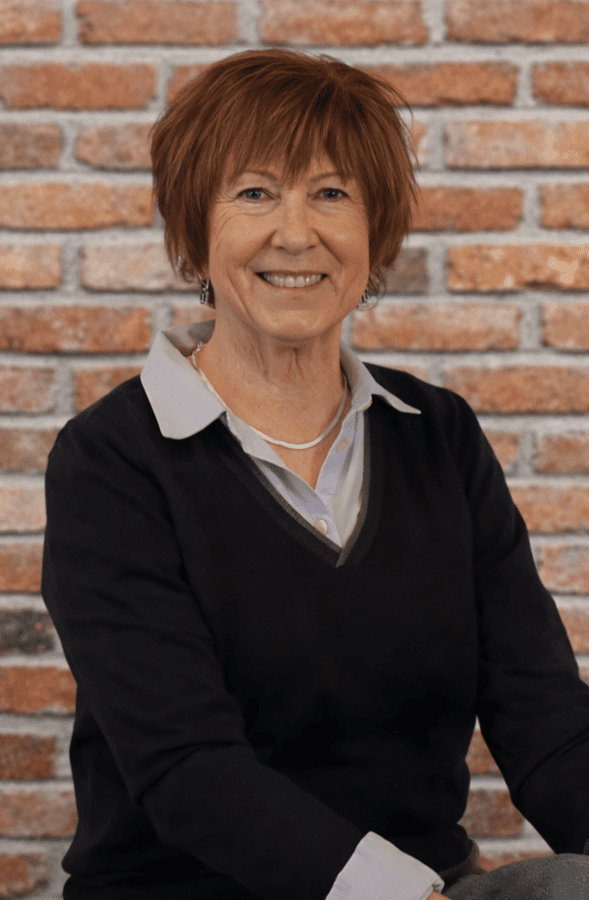 Real Estate Agent Jerri Furniss